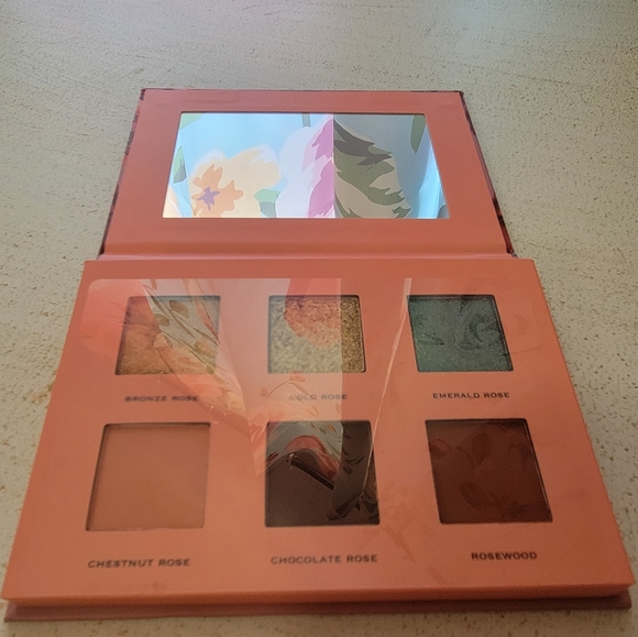 NEW Coloured Raine Rose Garden Pressed Pigment Palette - Picture 3 of 5